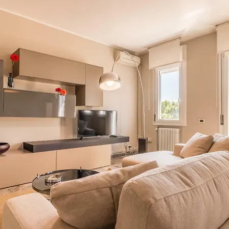 Grey Pearl @prato Della Valle Appartement Padua