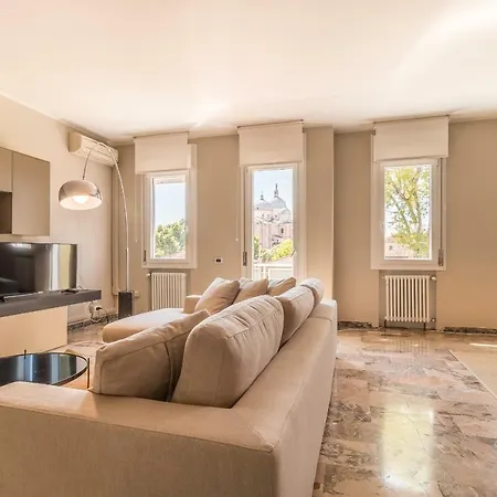 Grey Pearl @prato Della Valle Appartement *